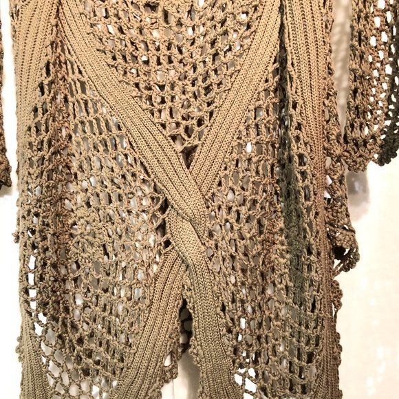 UMGEE Crochet Top - Picture 6 of 8